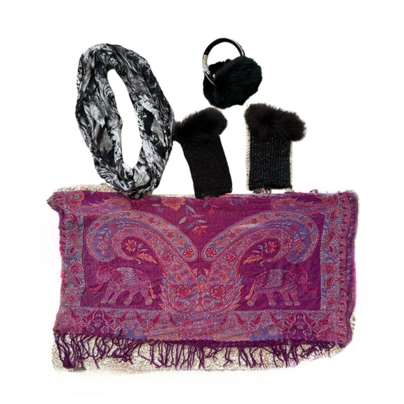 Scarves Bundle - Picture 1 of 5